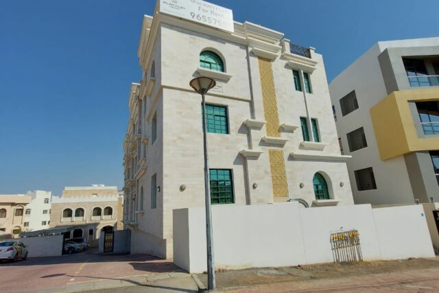 Cozy 1BHK Penthouse in Qurum MPA22B