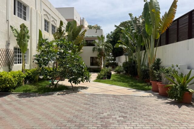 Spacious 3+1 Bedroom Apartment for Rent in Qurum PPA450